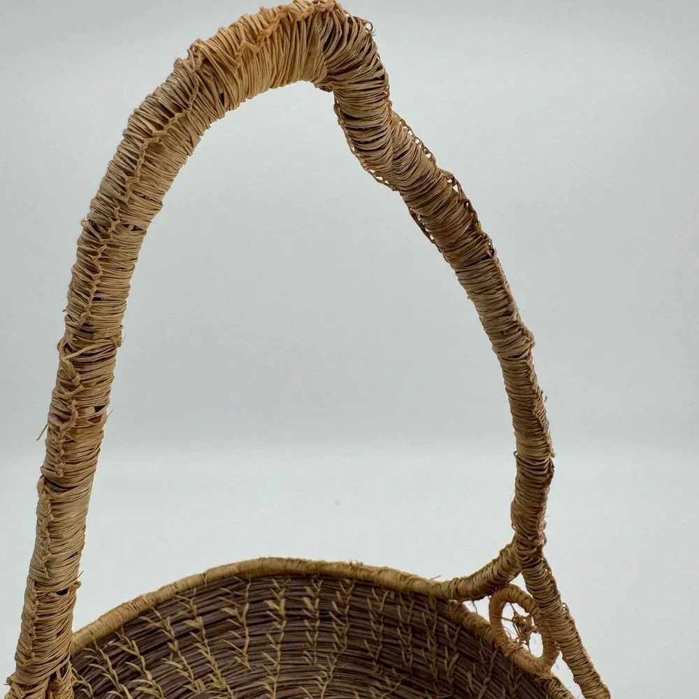 Vtg Handmade Pine Needle Gathering Basket Wrapped Handle Southern Folk Art Decor